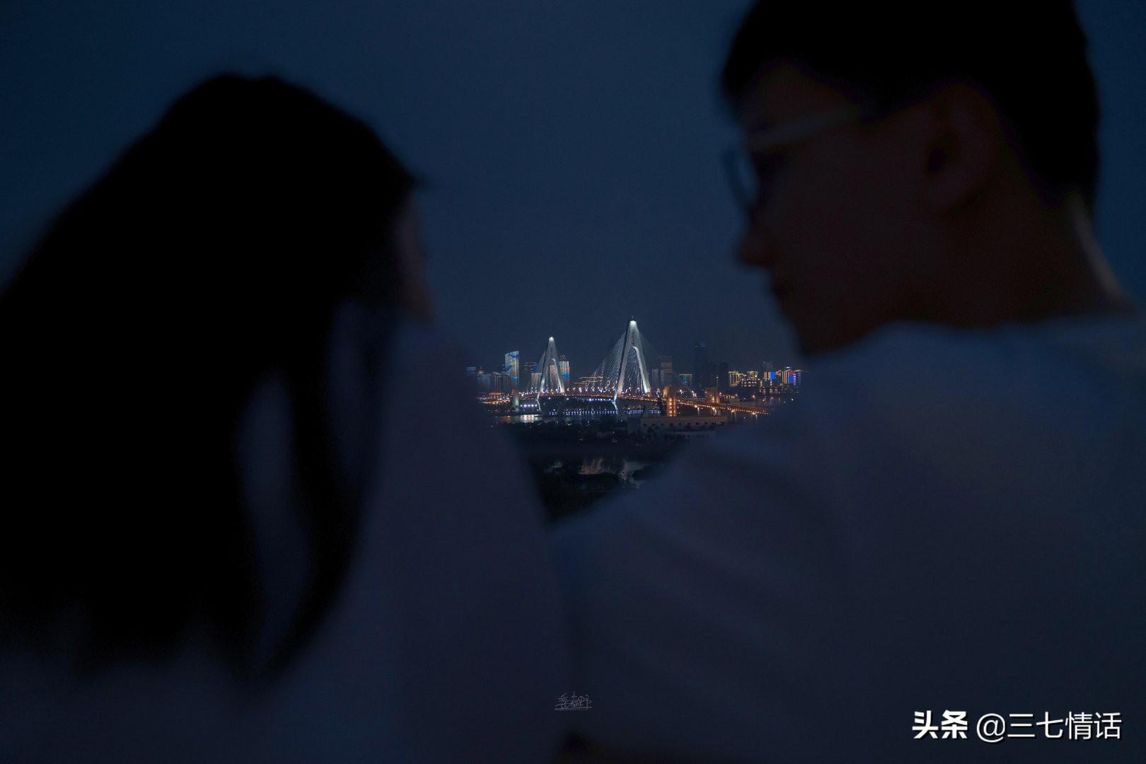 关于蝴蝶的惊艳文案(感情文案长句干净治愈)