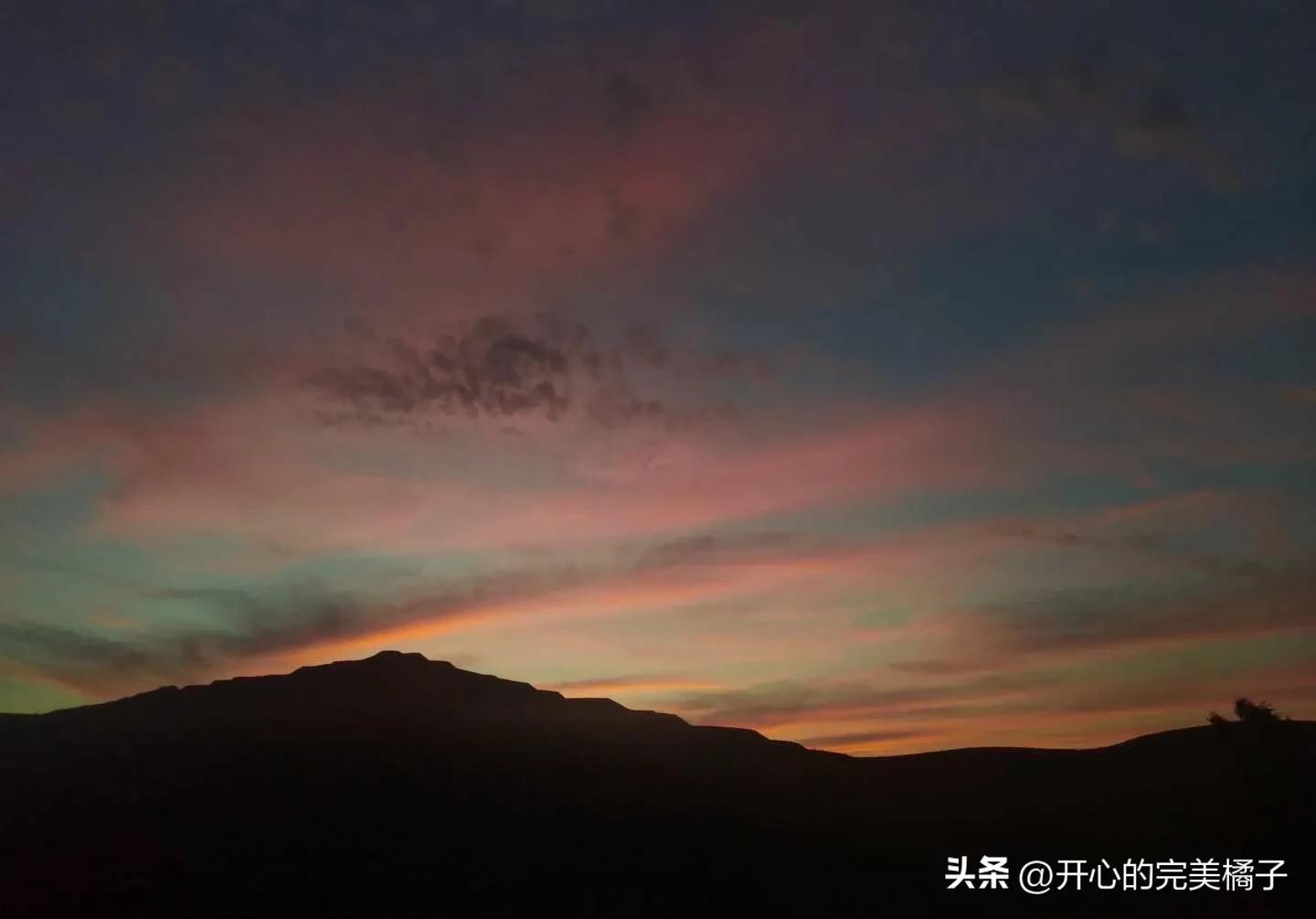 刷爆朋友圈熬夜的文案（有趣的熬夜文案简短）