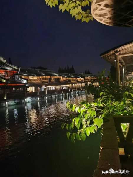 发夜景朋友圈的精美句子（适合夜晚的唯美心情短句）