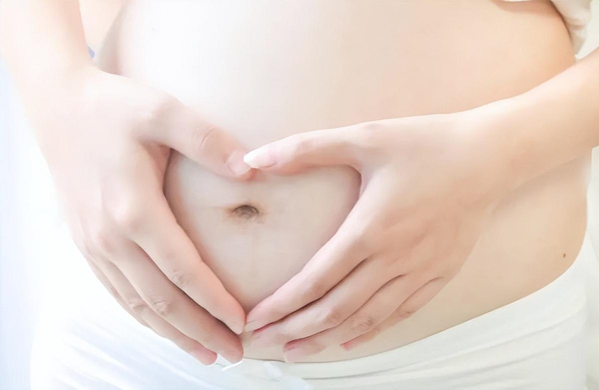 孕妇抖音文案短句干净治愈（怀孕官宣的朋友圈文案）