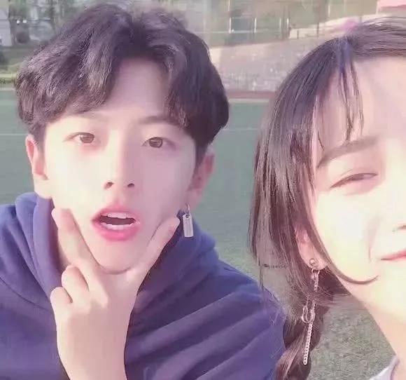 思念想你的文案短句超甜(我想你的情话句子伤感)