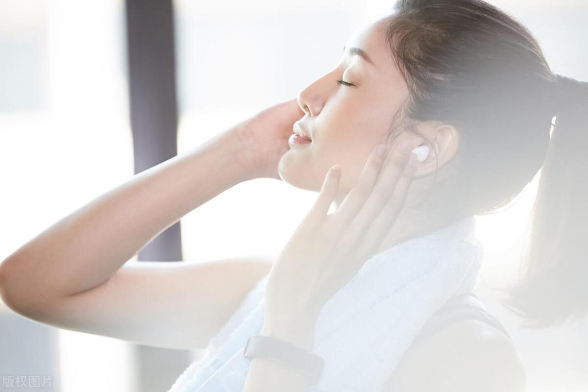 抖音健身文案怎么写吸引人（运动健身自律人生美好）