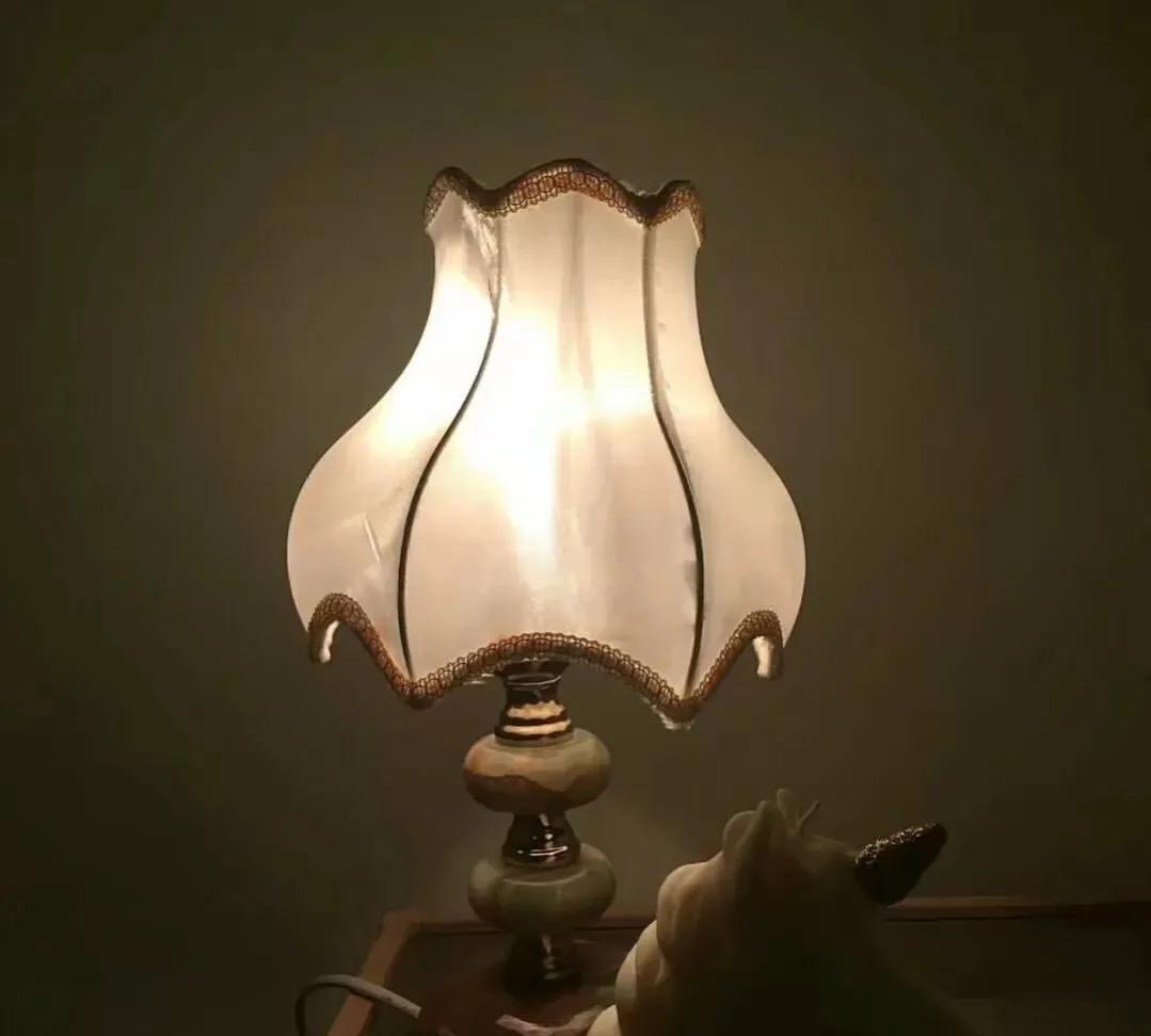 吃药的精辟短句朋友圈说说（生病时发的文案搞笑）