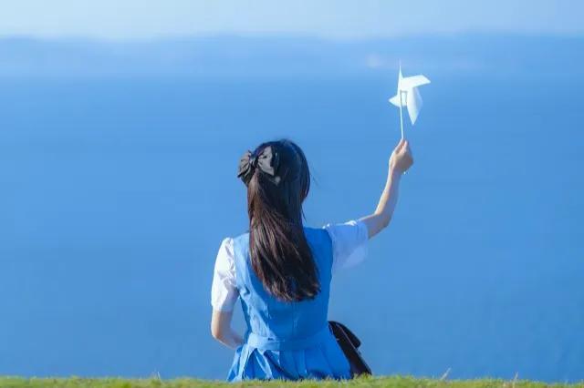 早晨文案发朋友圈的吸引人（早安晨语分享每日一条）