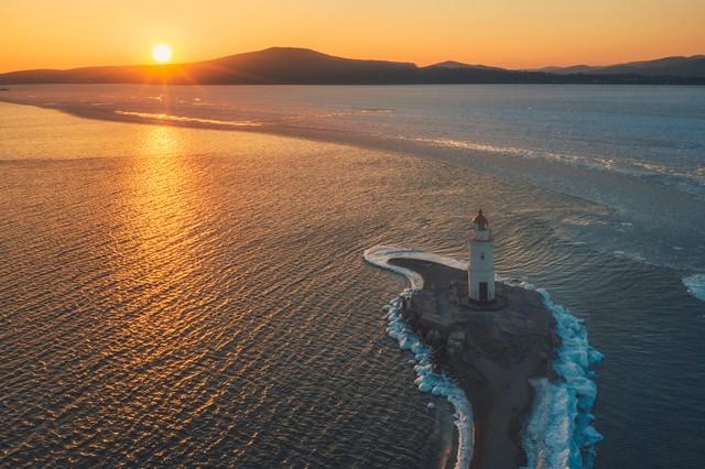 离职朋友圈高级感文案（暗示辞职的心情说说短句）