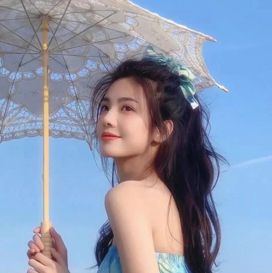 官宣晒结婚证朋友圈文案（领结婚证官宣的搞笑句子）