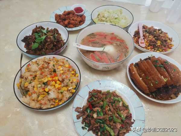 适合美食的朋友圈文案（自己做饭晒美食配文）