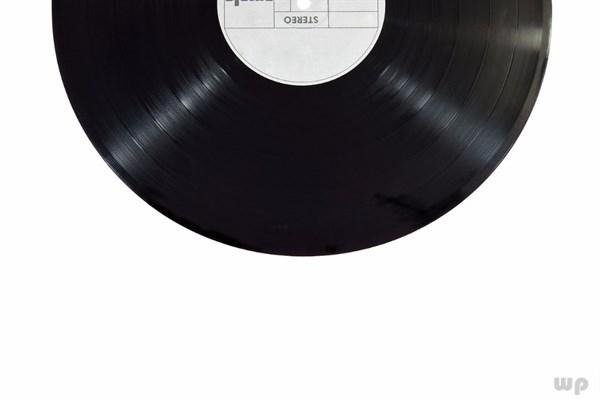 爱而不得的伤感句子短句（表示心情很难过的句子）