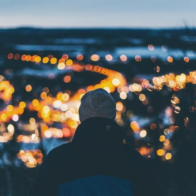 想女朋友的文案情话语录(异地恋简短的高级情话)