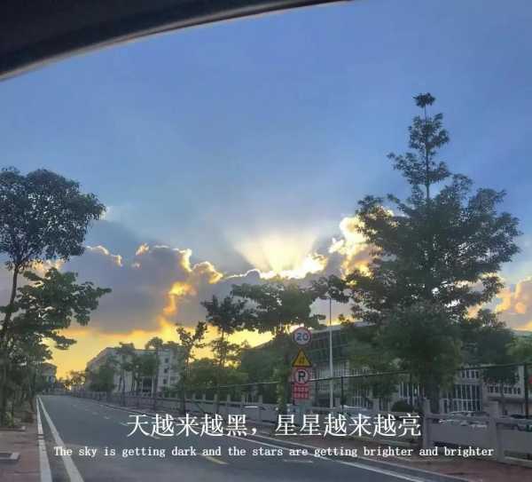 关于烟的文案伤感抖音(超火不过时的文案合集)