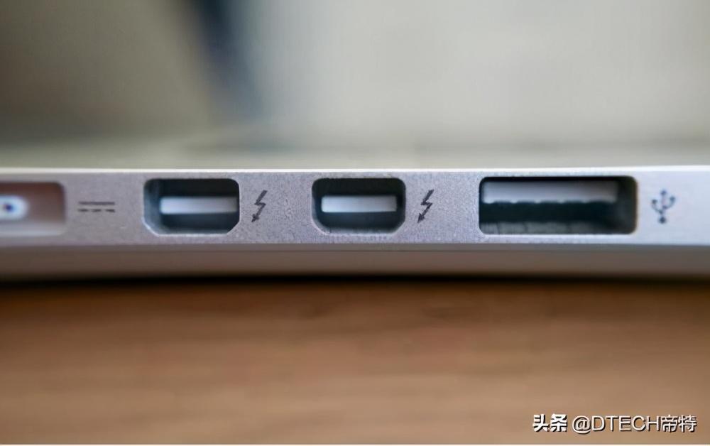 雷电口和type-c有什么区别(什么是雷电接口)