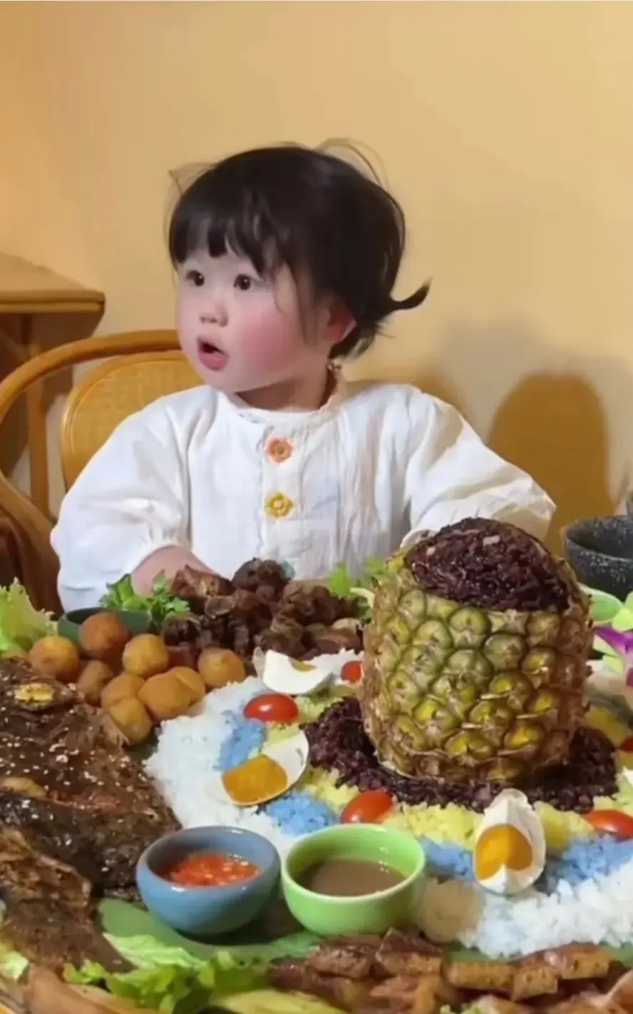 减肥的文案朋友圈搞笑（减肥搞笑说说短句爆笑）