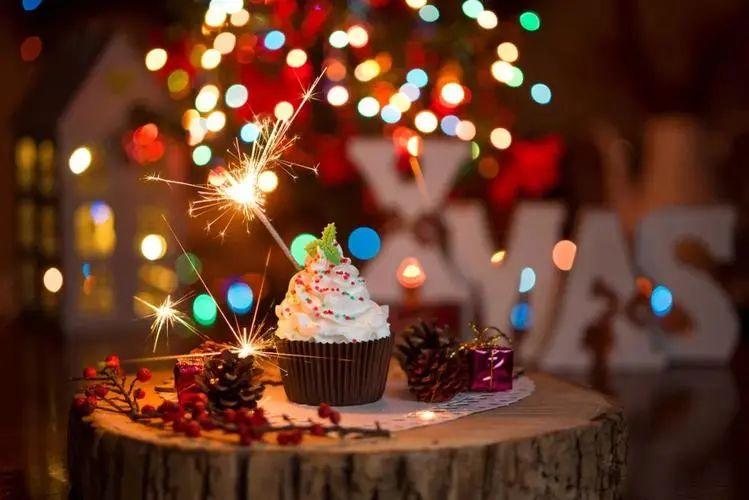 一周岁生日短句发朋友圈(宝宝周岁朋友圈说说创意)