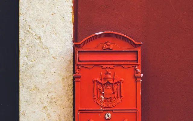 幽默短句语录发朋友圈(精选13个幽默小短句)